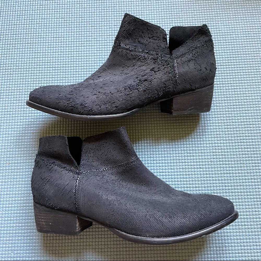 Seychelles Booties - Picture 2 of 5